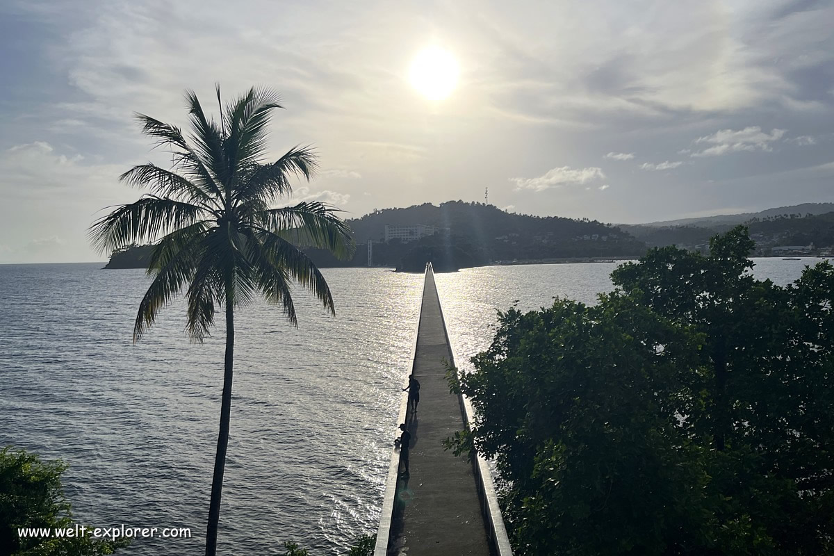 Brücke auf der Halbinsel Samana im Nordosten der Dominikanischen Republik