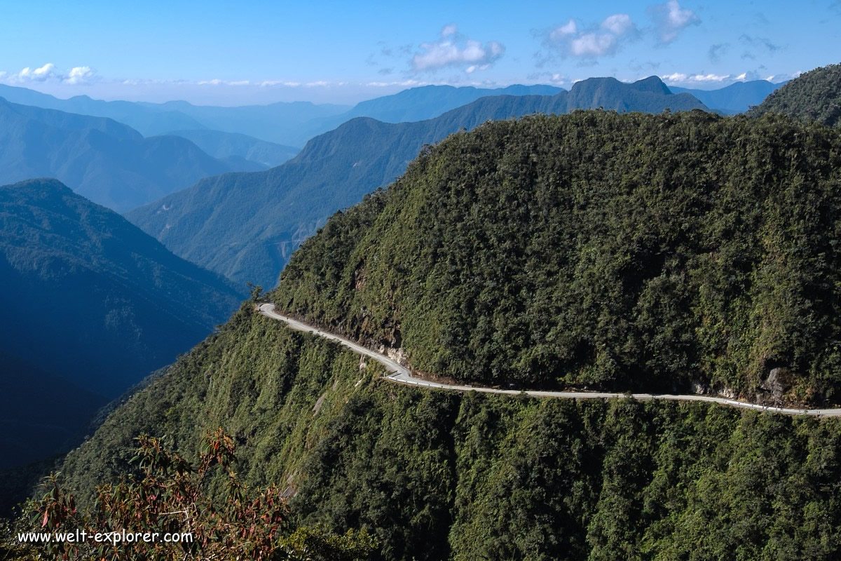 Todesstrasse zwischen La Paz und den Yungas in Bolivien