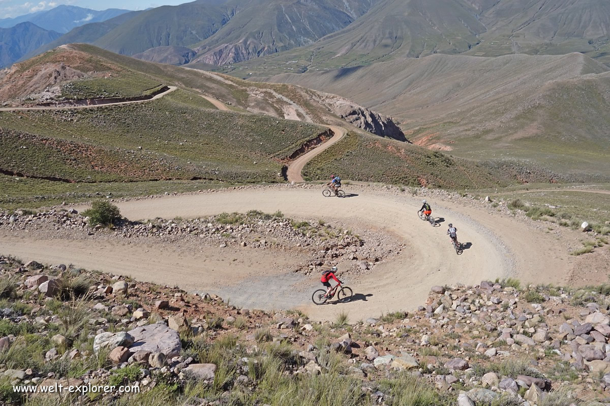 MTB-Tour auf dem Anden Pass Paso Condor